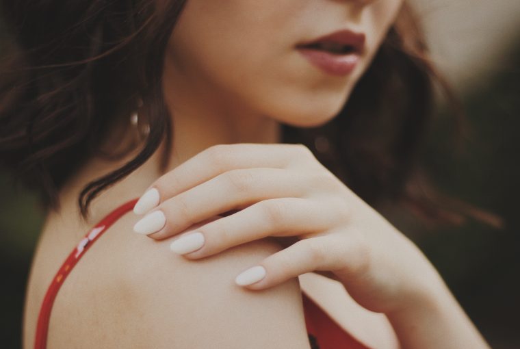 Lijepi i zdravi nokti jednako su važni za ostavljanje prvog dojma kao čista kosa i savršeni outfit. Foto: Pexels
